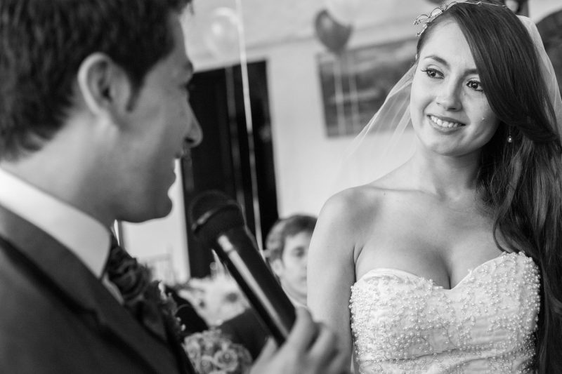 Daniel y Dayana en su boda en Cota