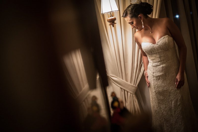 Ana maria con vestido de novia