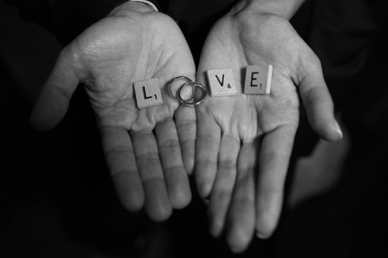 Anillos de compromiso Fay y Mónica