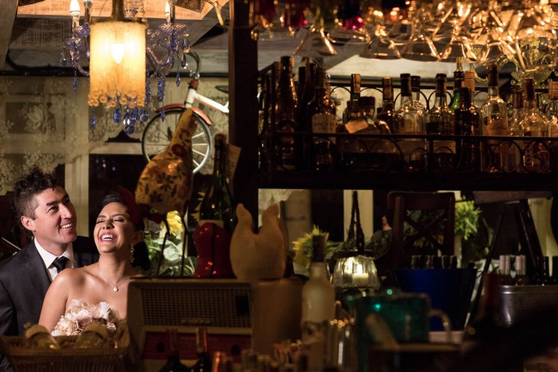 Celebrando el matrimonio de Ana Maria y Luis